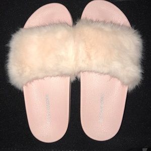 Steve Madden slides